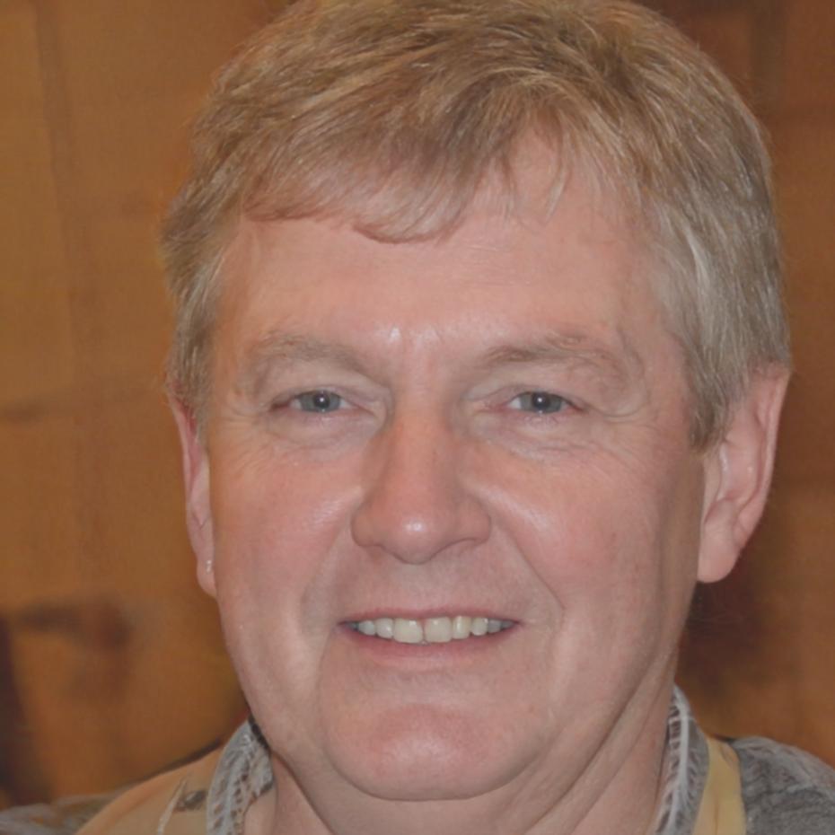 Retrato profesional de Andrés Vílchez